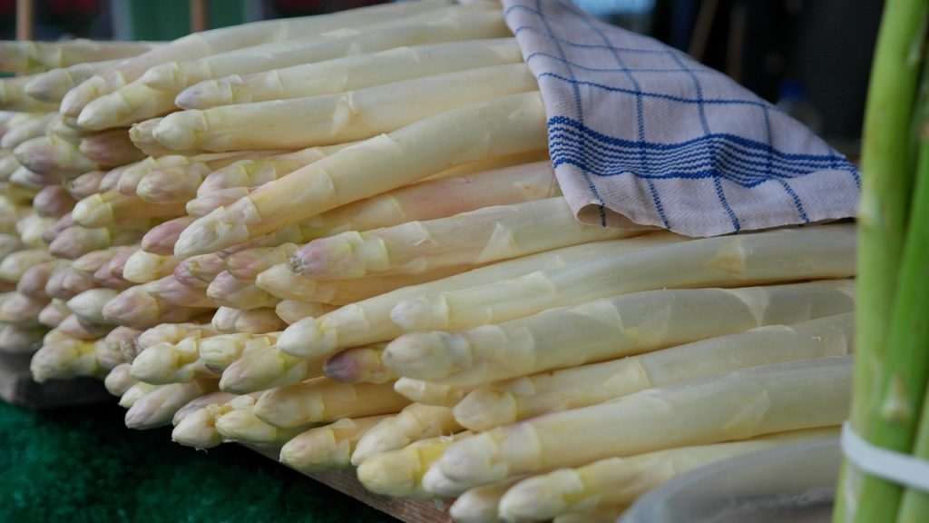 asparagus, market, nature, food, garden, meal, vegetables, healthy, farmers local market, asparagus time, vegetable market, nourishment, white